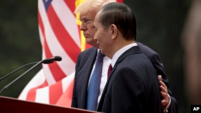 Ông Trần Đại Quang và Tổng thống Mỹ Donald Trump hôm 12/11/2017.