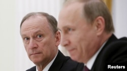 Nikolay Patrushev Rossiya rahbari Vladimir Putin bilan, 2015-yil.