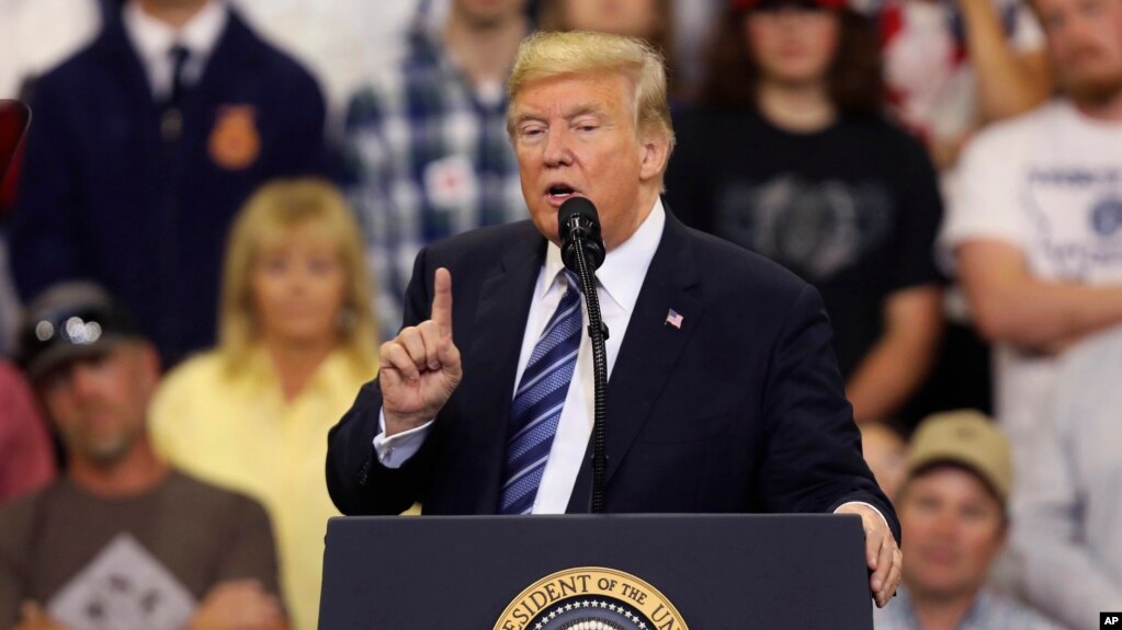 El presidente de EE.UU., Donald Trump, participó en un acto de campaña en Billings, Montana, el jueves, 6 de septiembre de 2018.