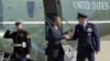 Обама и Ромни ездят по стране в поисках дополнительных голосов