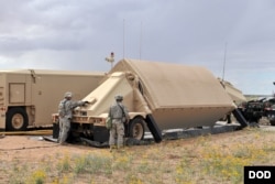 미군의 고고도 미사일 방어체계 사드(THAAD)의 AT/TPY-2 안테나. 미 국방부 제공 사진.