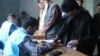 طالبان هشت کارمند کمیسیون انتخابات را در پروان ربودند