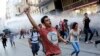 Polisi Turki Bubarkan Ratusan Demonstran di Istanbul
