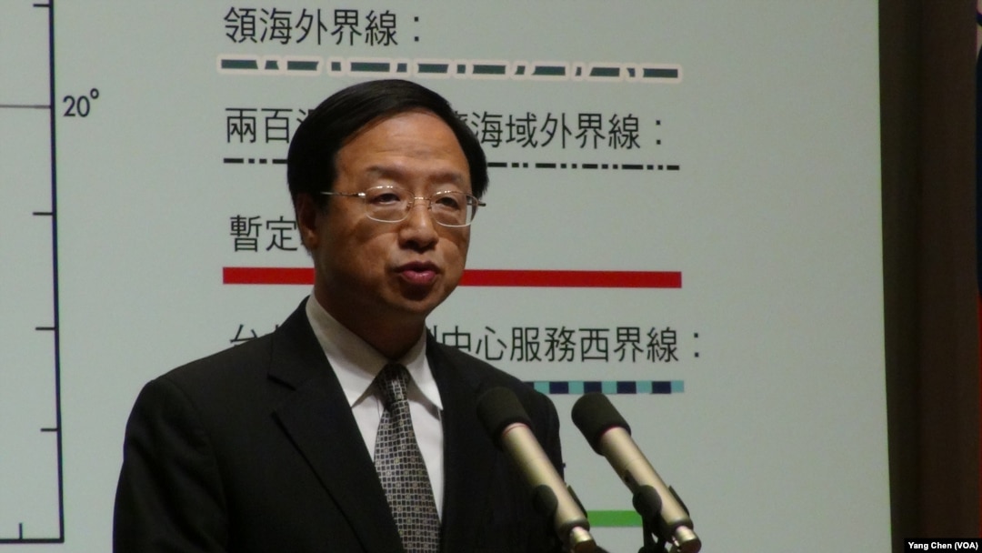 台行政院长江宜桦宣布第二波对菲律宾制裁(美国之音杨晨拍摄)
