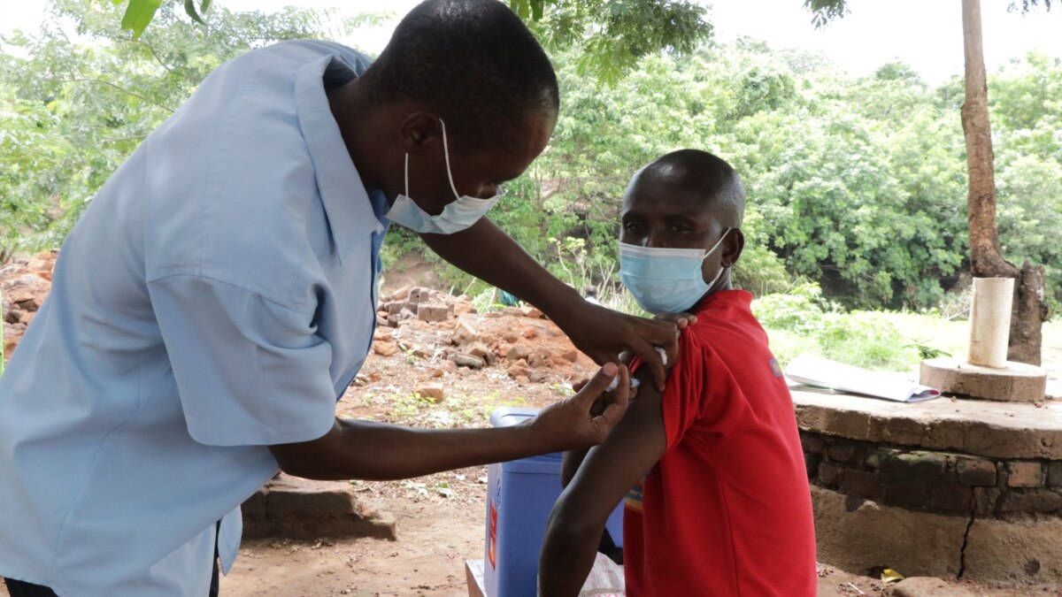 Teenage COVID-19 Vaccination Process Meets Resistance in Malawi - Vimarsana News