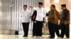 Presiden Joko Widodo didampingi Menteri-Menteri meninjau pembersihan Masjid Istiqlal, Jakarta, Jumat, 13 Maret 2020. (Foto: Biro Setpres)