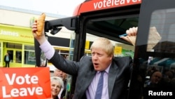 L'ancien maire de Londres, Boris Johnson, lors de sa campagne pro-Brexit à Truro, en Angleterre, le 11 mai 2016.