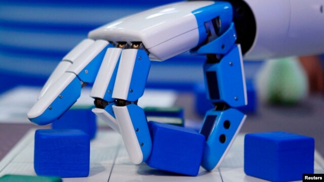 Los chilenos presentan una gran muestra de tecnología robótica bajo el lema “El futuro es hoy”.