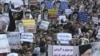 Những người Iran ủng hộ chính phủ đòi xử tử 2 lãnh tụ đối lập