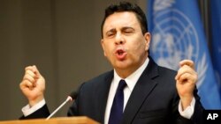 Samuel Moncada, embajador del disputado gobierno de Nicolás Maduro ante la ONU, pidió a EE.UU., respetar la ley internacional y frenar los intentos para ocupar la embajada de Venezuela en Washington.