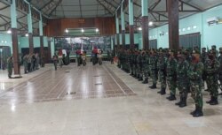 Upacara pelepasan 3 Jenazah prajurit TNI korban penembakan gerombolan bersenjata, Kamis (27/1) (Courtesy : Pendam XVII/Cenderawasih, Papua).