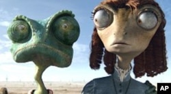 Left to right: Rango (Johnny Depp) and Beans (Isla Fisher) in RANGO, from Paramount Pictures and Nickelodeon Movies.