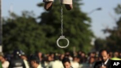 آرشیو از یک صحنه اعدام در ایران