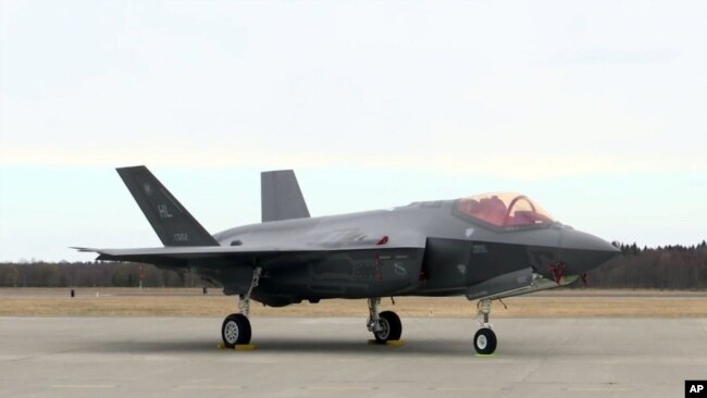 Avioni luftarak amerikan F-35