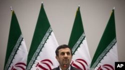 Iranian President Mahmoud Ahmadinejad (June 21, 2012 file photo)
