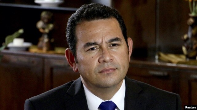 Jimmy Morales, de 46 años, superó a la exprimera dama Sandra Torres en las elecciones generales del domingo 25 de octubre en Guatemala.