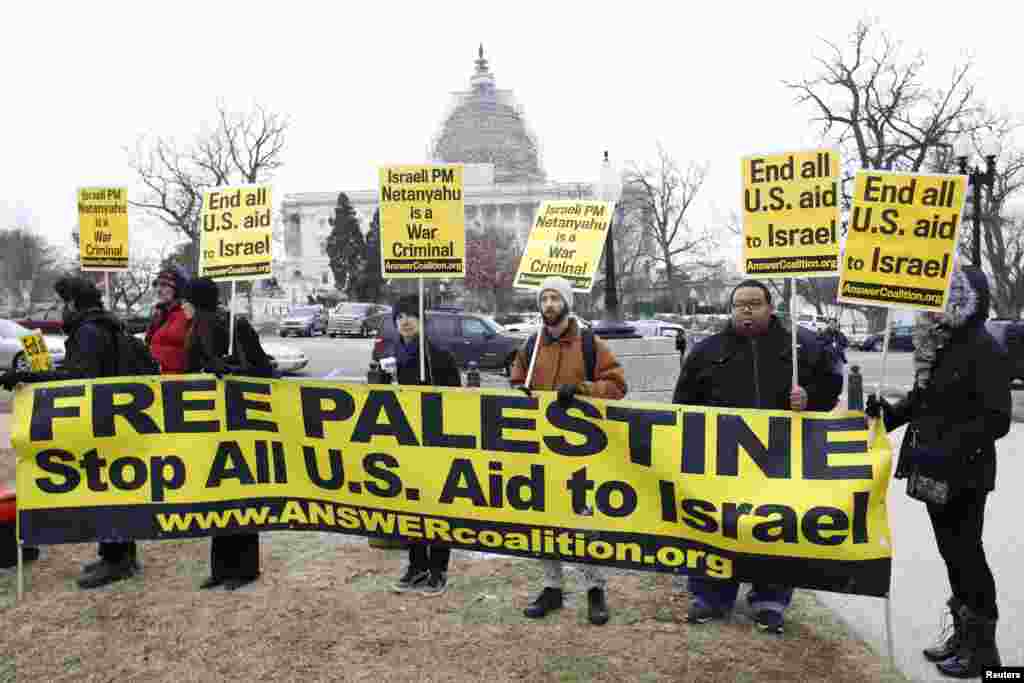 ANSWER Coalition activists demonstrate against Israeli Prime Minister Benjamin Netanyahu on Capitol Hill in Washington, March 3, 2015.