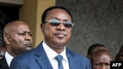Ministre wa yambo ya République démocratique du Congo, Bruno Tshibala na cathédrale ya centenaire, na Kinshasa, 16 janvier 2018.