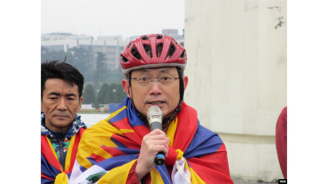 人权公约施行监督联盟召集人黄嵩立教授