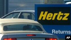 A Ford Mustang returns to an Oakland, Calif., Hertz location on Monday, Sept. 12, 2005.