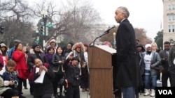 Civil rights activist Rev. Al Sharpton addresses supporters of affirmative action outside the U.S. Supreme Court in Washington, D.C., Dec. 9, 2015. ( A. Scott/VOA)