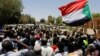 Soudan: les protestataires réclament la dissolution du Conseil militaire au pouvoir