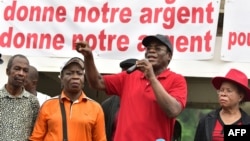 Pascal Affi N'Guessan, dirigeant du Front populaire ivoirien, parle pendant une manifestation à Abidjan, le 17 juin 2017.