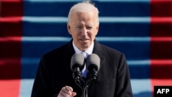 Joe Biden ap fè diskou apre l finn prete sèman kòm Prezidan Etazini 