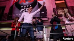 Le Premier ministre espagnol Pedro Sanchez célèbre la victoire de son parti aux élections législatives espagnoles à Madrid (Espagne) le 28 avril 2019.