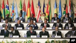Líderes africanos reunidos na Cimeira de Malabo na Guiné-Equatorial, 30 Junho 2011
