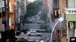 Libyan army forces fought for 10 days in late October to retake portions of Benghazi from local Islamist militias. Hundreds abandoned their homes and fighting continues. (AP)