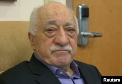 FILE - US-based cleric Fethullah Gulen, whose followers Turkey blames for a failed coup, is shown in still image taken from video, as he speaks to journalists at his home in Saylorsburg, Pennsylvania, July 16, 2016.