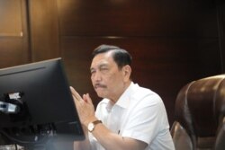 Koordinator PPKM Darurat Luhut Binsar Pandjaitan memberi ultimatum hingga hari Rabu (7/7) pada para "pemain obat" untuk tidak mempermainkan harga atau menghadapi sanksi hukum. (Courtesy: Kemenko Kemaritiman dan Investasi)