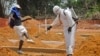 Ebola : multiplication de nouveaux cas en Guinée et en Sierra Leone