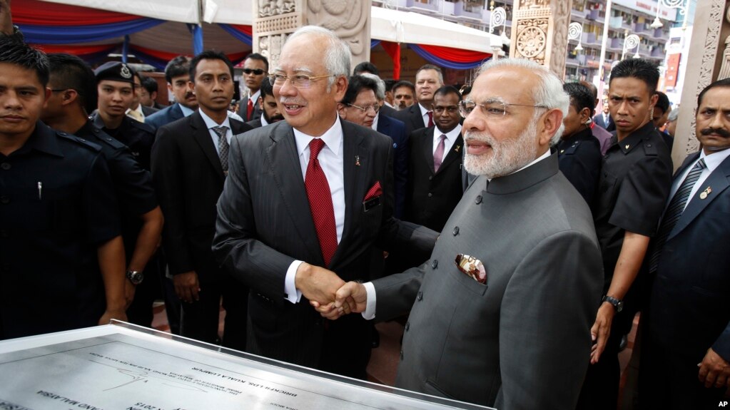 Thủ tướng hai nước Malaysia và Ấn Độ gặp gỡ (ảnh tư liệu, 2015)