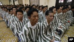 ພວກນັກໂທດໃນຄຸກແຫ່ງຕ່າງໆໃນຫວຽດນາມ.
ວັນທີ 30 ກັນຍາ 2011.