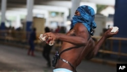 Protestos na Central de Transportes do Rio de Janeiro