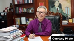 Quach Mengly is a Cambodian-American doctor and businessman, at his office in Phnom Penh, Cambodia, October, 16, 2016. (Courtesy of Quach Mengly)