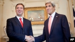 Premijer Srbije Aleksandar Vučić i američki državni sekretar Džon Keri uoči razgovora u Državnom sekretarijatu