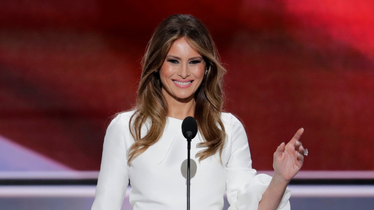 Quien filtró las fotos de Melania Trump?