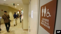 Des toilettes neutres à l’Université de Vermont, New Hampshire, Etats-Unis