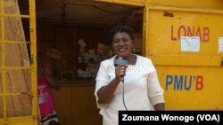Djénéba Ouédraogo, vendeuse dans un kiosque des tickets de PMU, à Ouagadougou, Burkina, 4 août 2016. (VOA/ Zoumana Wonogo)