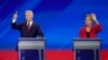 Joe Biden, à gauche et Elizabeth Warren,lors du dernier débat télévisé des démocrates.