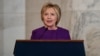 Clinton Ingatkan Bahaya 'Berita Palsu'