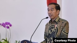 Presiden Jokowi memberikan konferensi pers di Istana Kepresidenan, Bogor terkait situasi keamanan di Papua, Kamis (22/8) (Foto: Biro Pers Setpres RI).