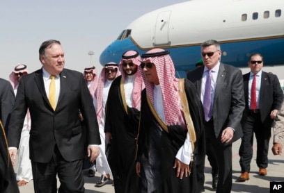Mike Pompeo llega el martes 16 de octubre de 2018 a Arabia Saudí.