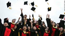 တရုတ်အထက်တန်းလွှာ သားသမီးတွေအတွက် ပညာရေး