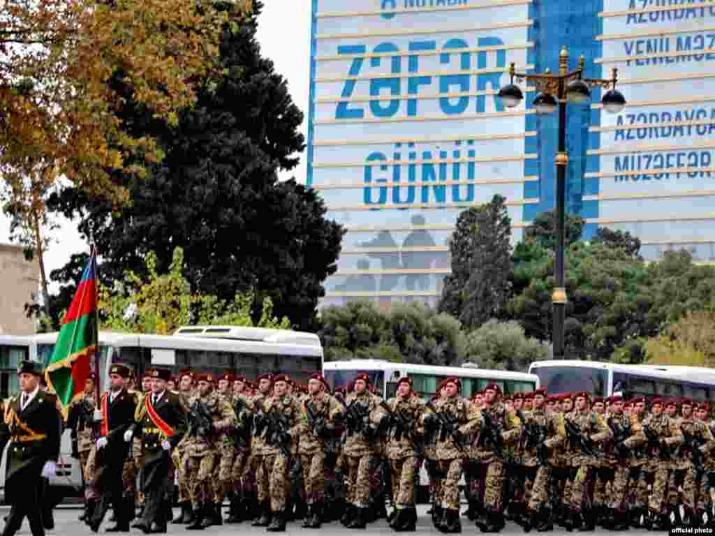Azərbaycanda Zəfər Günü qeyd edilib