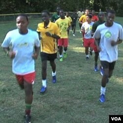 'Fugees Family' memiliki empat tim sepakbola dengan 86 anak laki-laki di Clarkston, negara bagian Georgia.