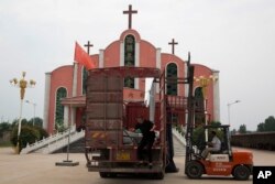 河南省平顶山当局准备拆除一间教堂。（2018年6月2日）